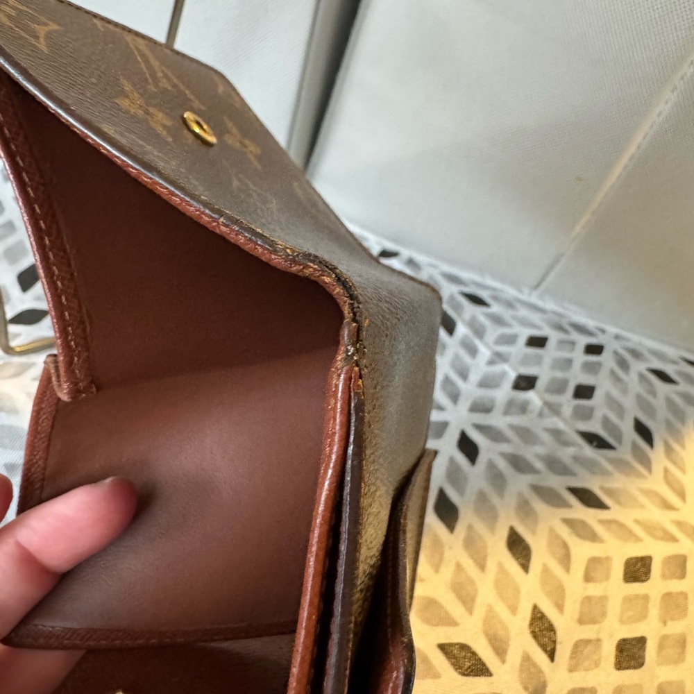 Louis Vuitton monogram Elise compact wallet - Picture 8 of 14